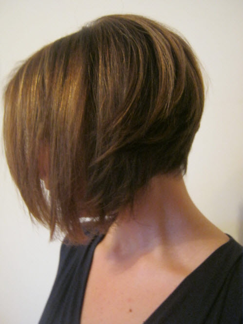 Coupe de cheveux sur la jambe: photo