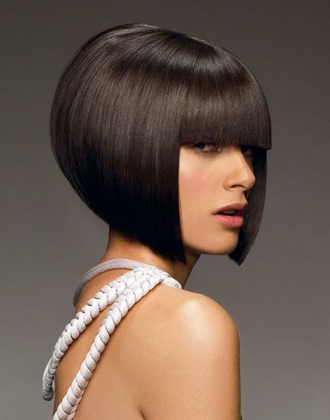 Coupe de cheveux sur la jambe: photo