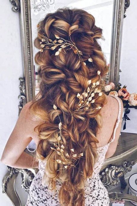 Coiffures de mariage pour cheveux dénoués