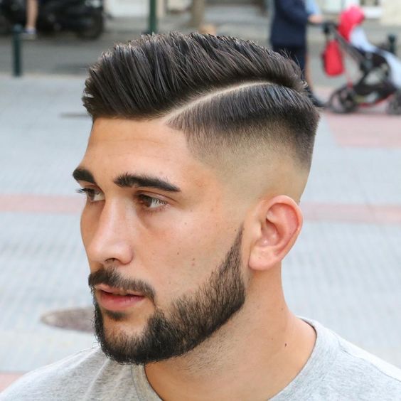 Coupes de cheveux pour hommes à la mode, 2024