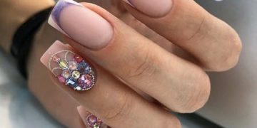 Conception d'ongles à la mode